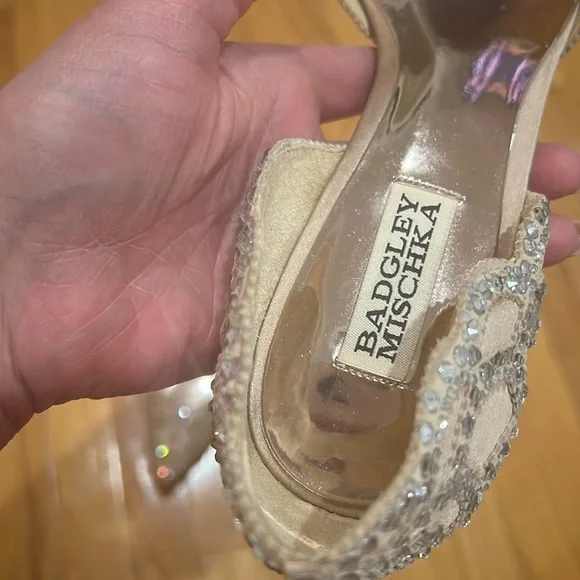 NWOB Badgley Mischka Sparkle Pumps Sz 8.5 - Picture 7 of 9